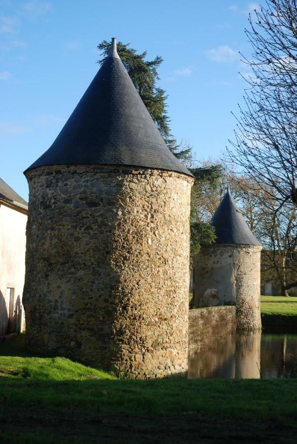 Logis De La Helberdiere Cosse-en-Champagne Екстер'єр фото