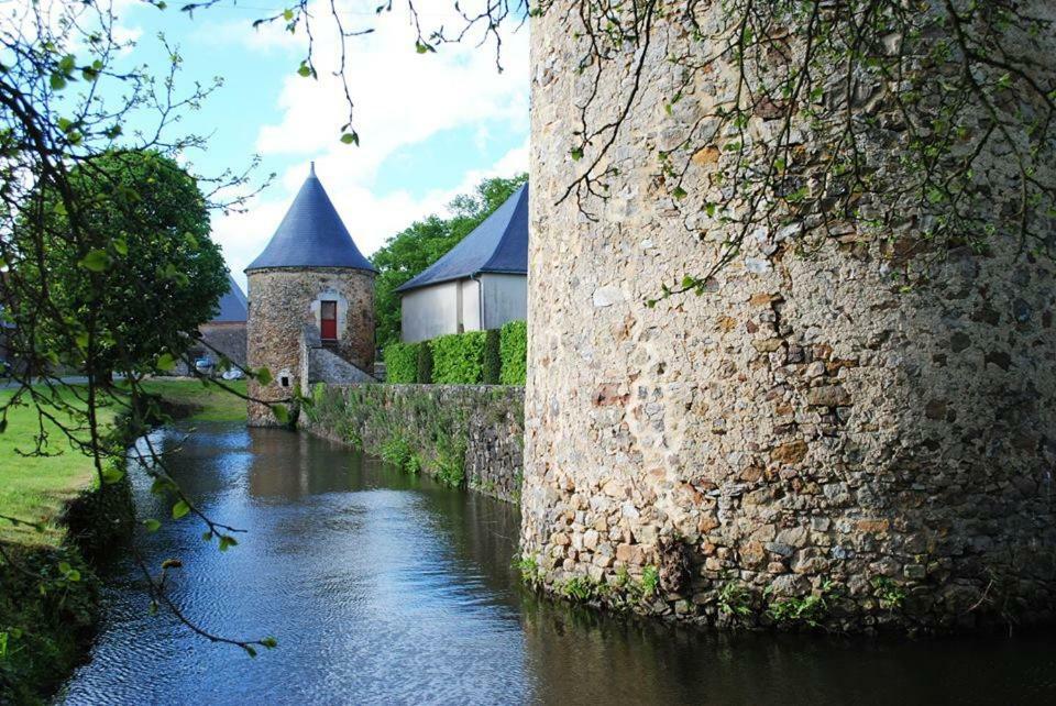 Logis De La Helberdiere Cosse-en-Champagne Екстер'єр фото
