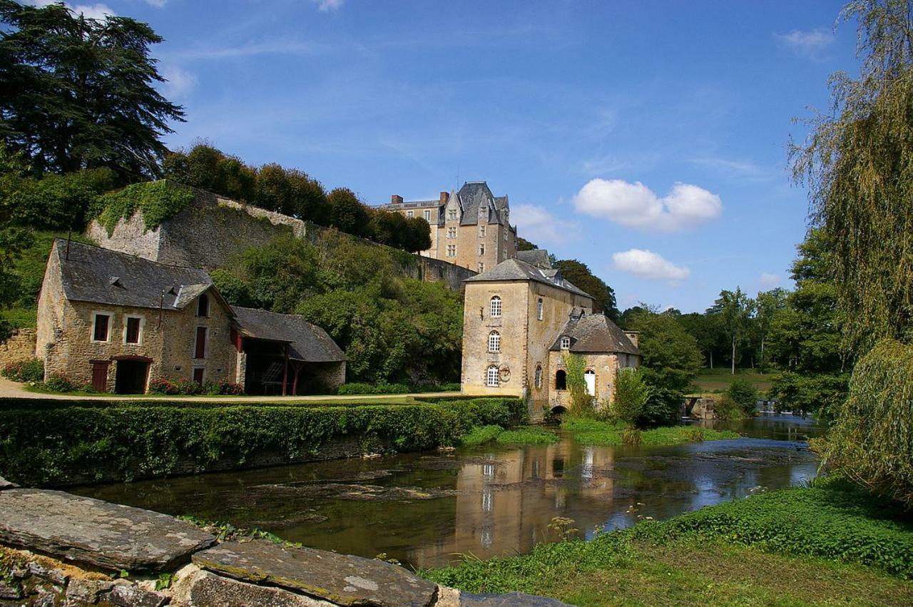 Logis De La Helberdiere Cosse-en-Champagne Екстер'єр фото