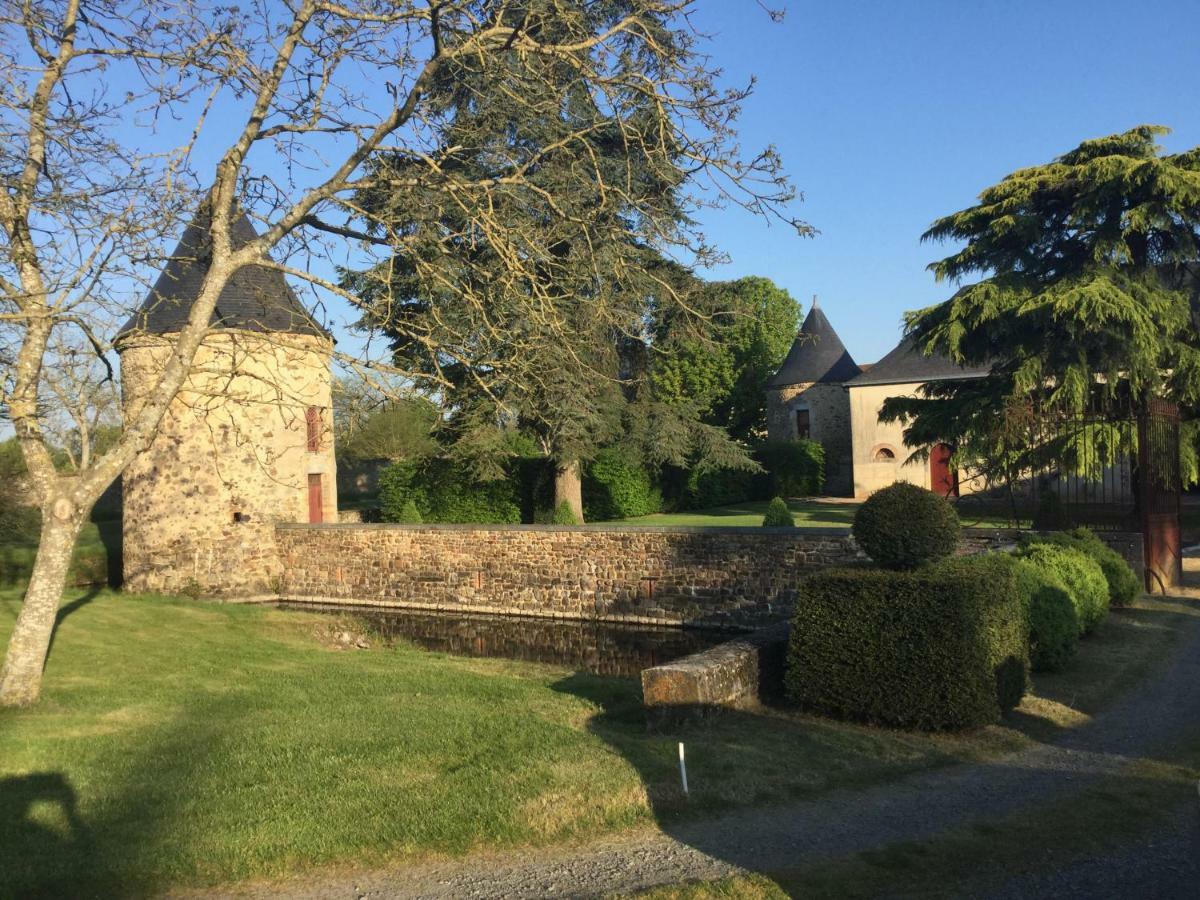 Logis De La Helberdiere Cosse-en-Champagne Екстер'єр фото